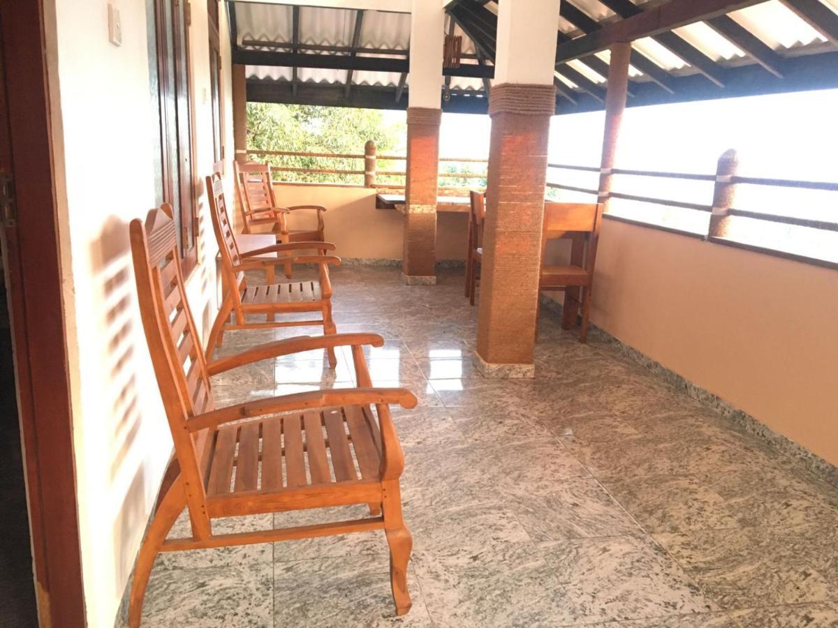 Rock House Hotell Unawatuna Eksteriør bilde