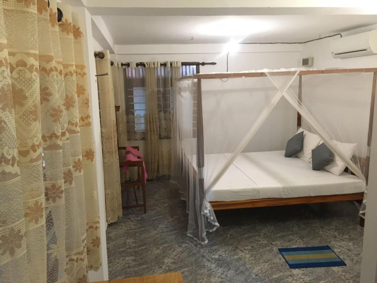 Rock House Hotell Unawatuna Eksteriør bilde