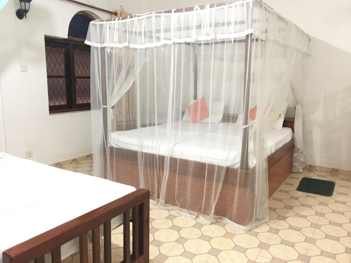 Rock House Hotell Unawatuna Eksteriør bilde