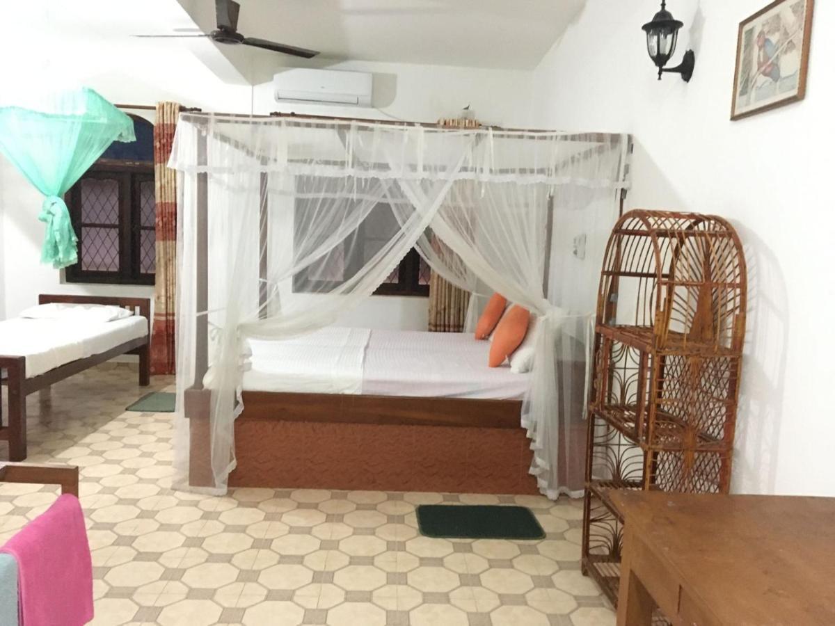 Rock House Hotell Unawatuna Eksteriør bilde