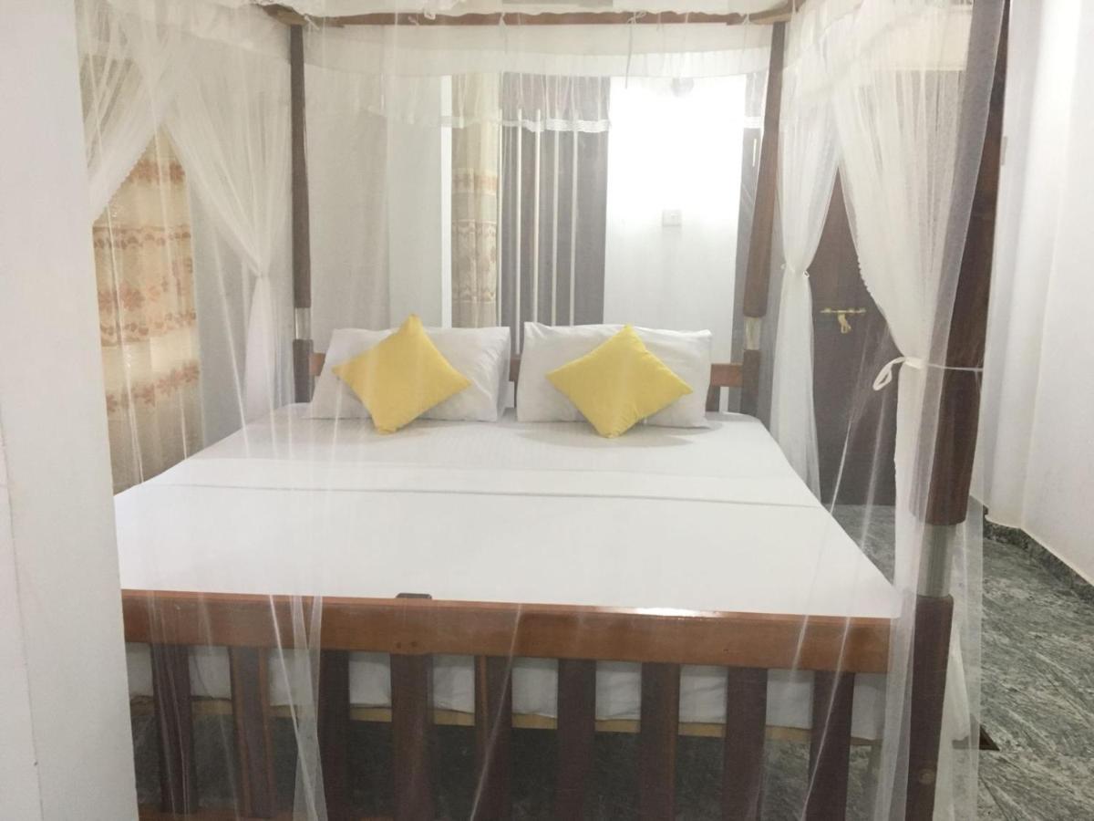 Rock House Hotell Unawatuna Eksteriør bilde